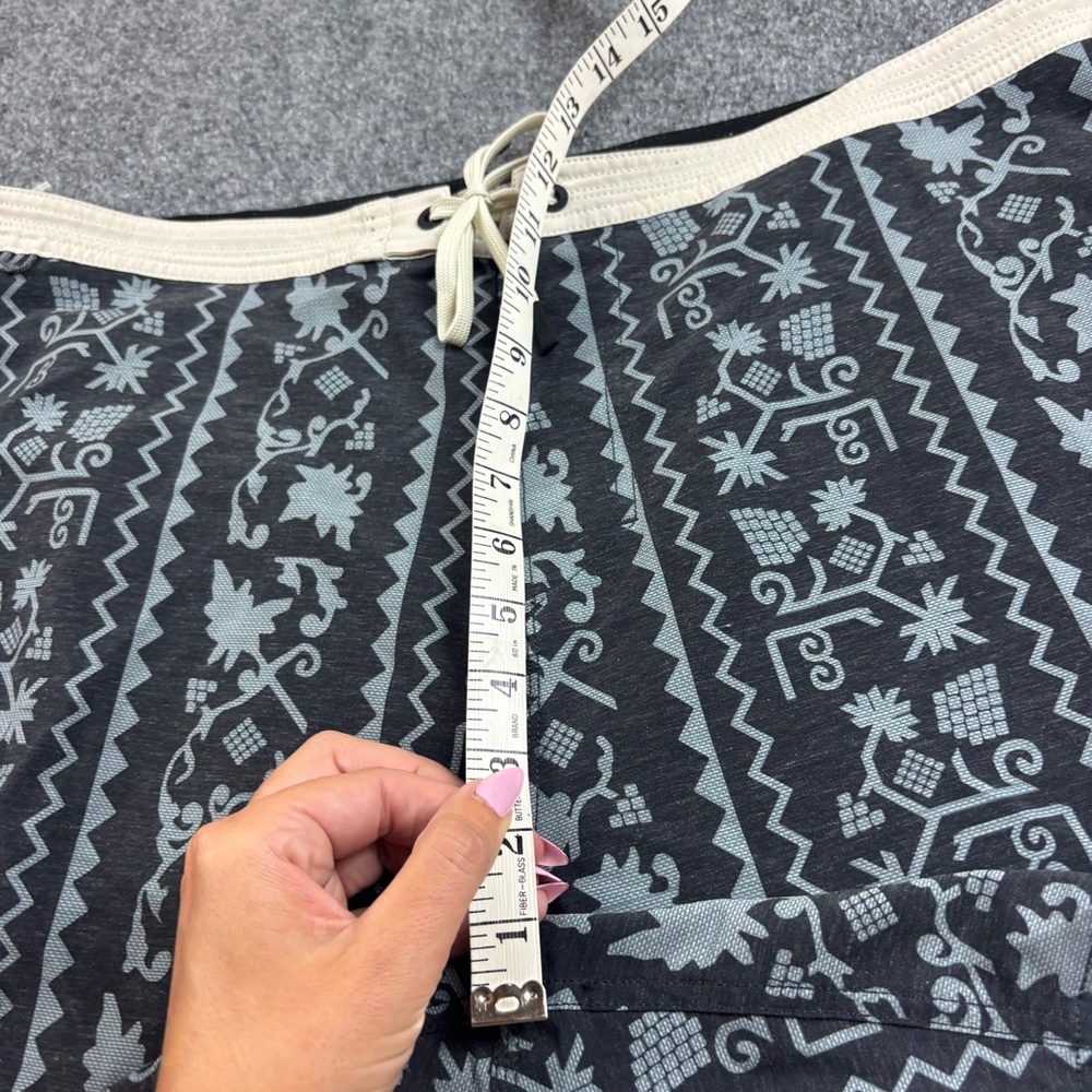 ROARK Men’s The “Chiller” Boardshort Series Charcoal Grey/Cream size: 38 - Picture 6 of 7